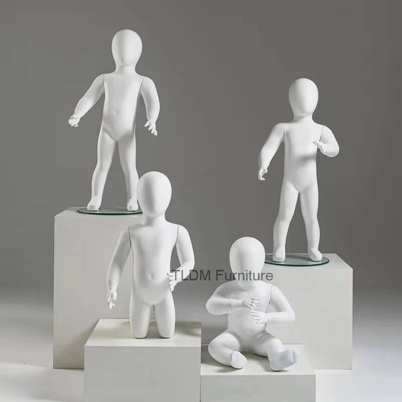 Kinder-Schaufensterpuppen Matt – Baby Clothing Store Bewertung und Preis